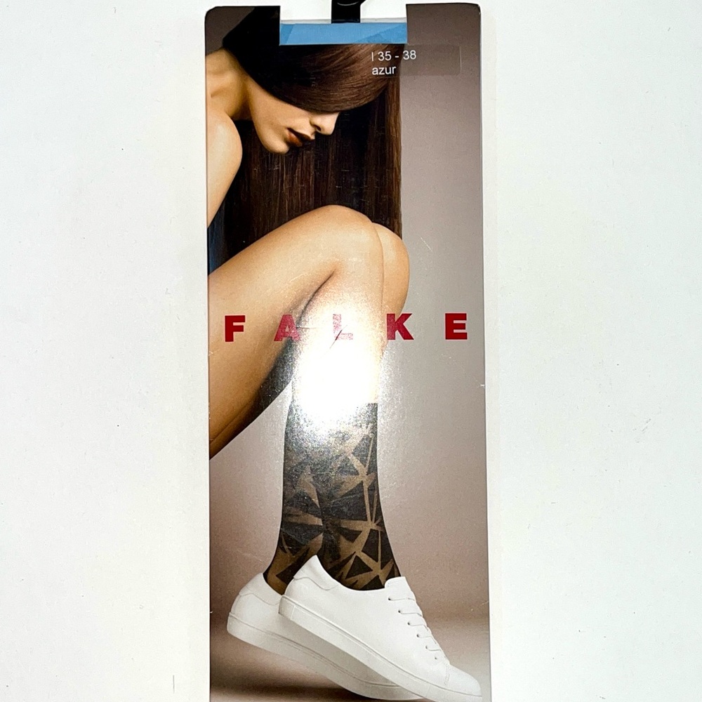 Falke Women’s Fashion Geometric Pattern Ankle Socks. Color Azur Size S/M